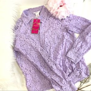 🆕 Candie’s Lace Button Up Top